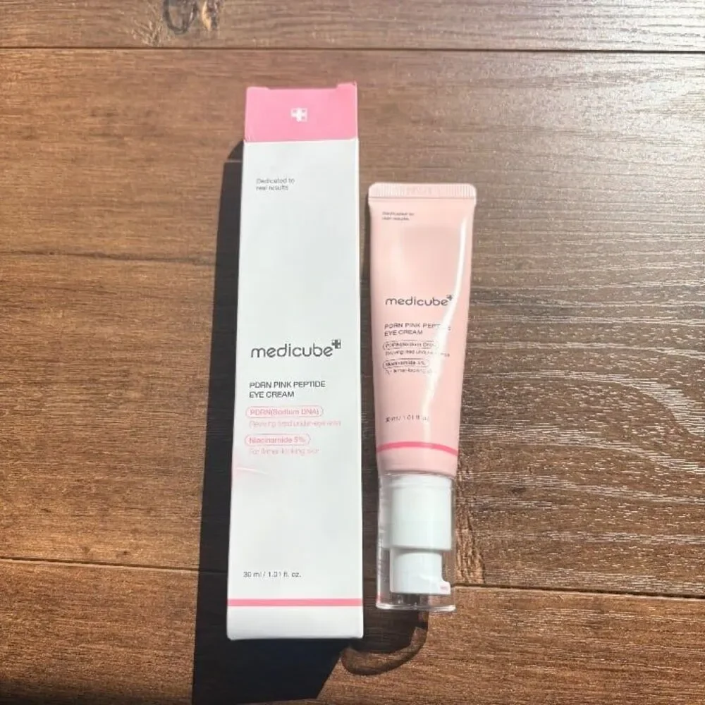 Medicube PDRN Pink Peptide Eye Cream | Brand new